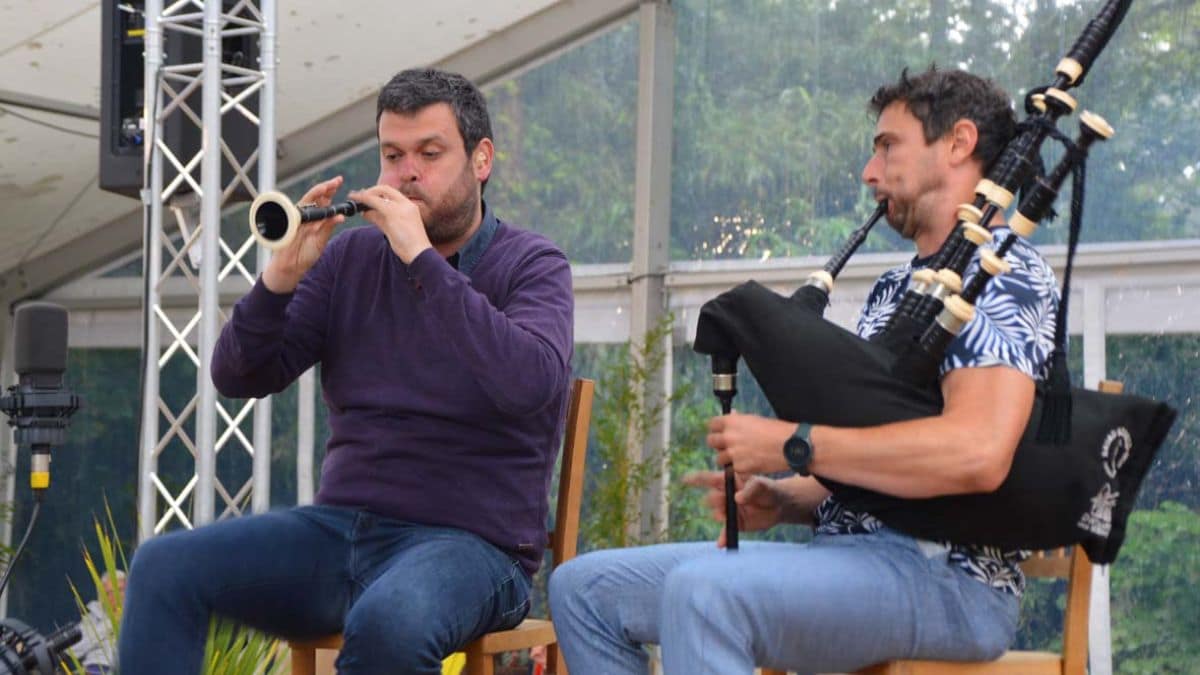 Visite du Président de la région Bretagne dans le musée américain de Gourin